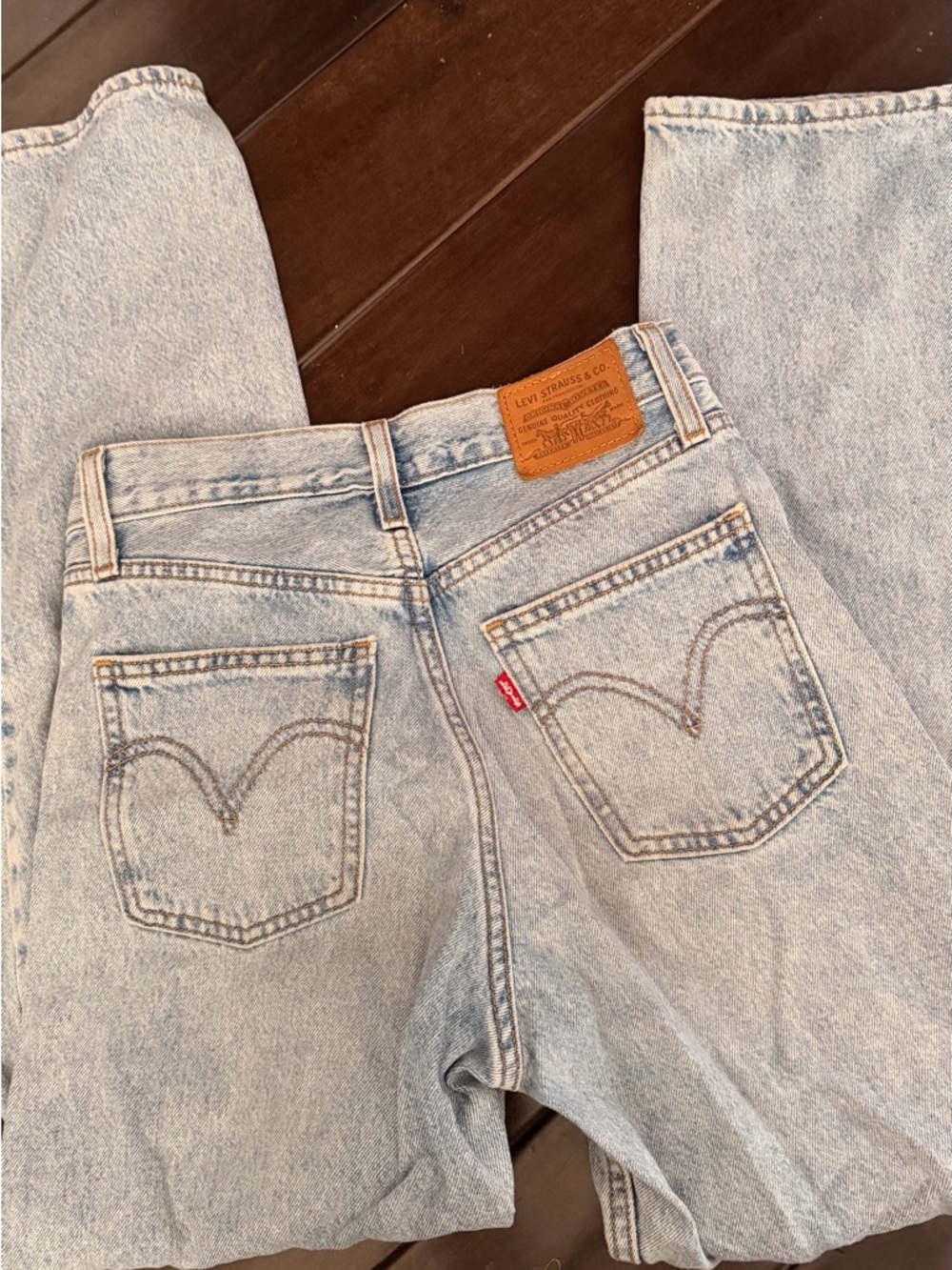 Levi's Striaght Leg Jeans 24 x 27